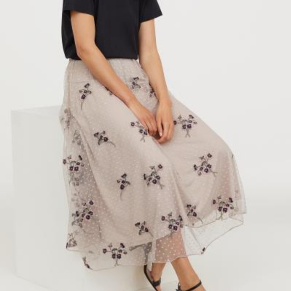 H&M embroidered flower skirt